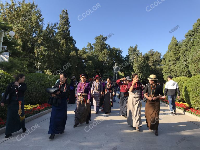 藏族游客 中山公园 国庆 旅游休闲 民族团结