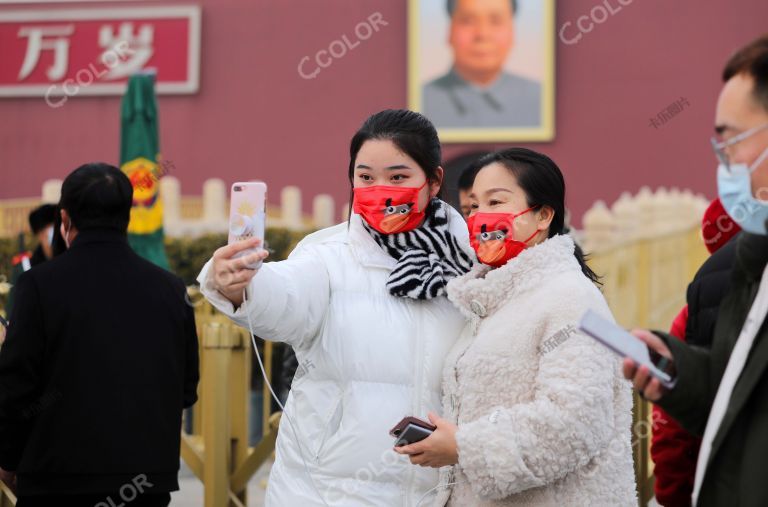 新闻类：辛丑年大年初一，留京过年的人们