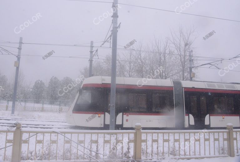 旅游类：北京旅游专线，雪中的西郊线