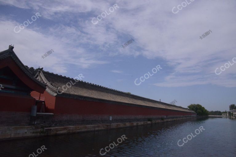 国庆节期间，故宫博物院紫禁城护城河