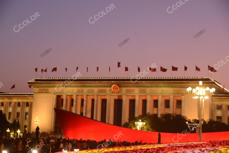 城市类：天安门广场夜景和周边建筑 中华人民共和国建国七十周年