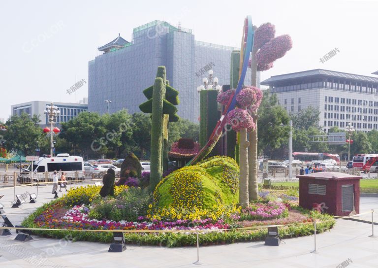 场景类：建党百年庆典前的北京，“改革开放”花坛