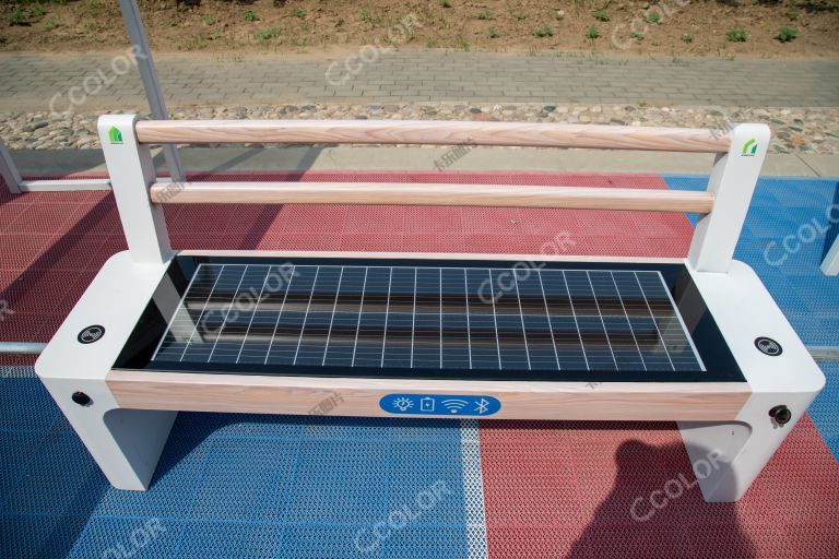 太阳能发电长椅