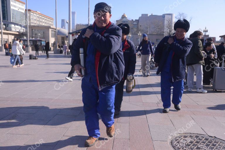 进京务工的农民工，2024年春运期间北京站